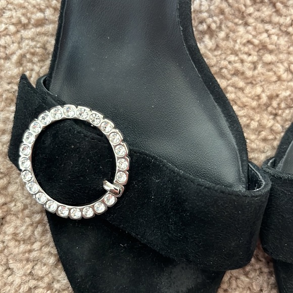 White House Black Market black suede leather kitten heel size 8 - Picture 5 of 8